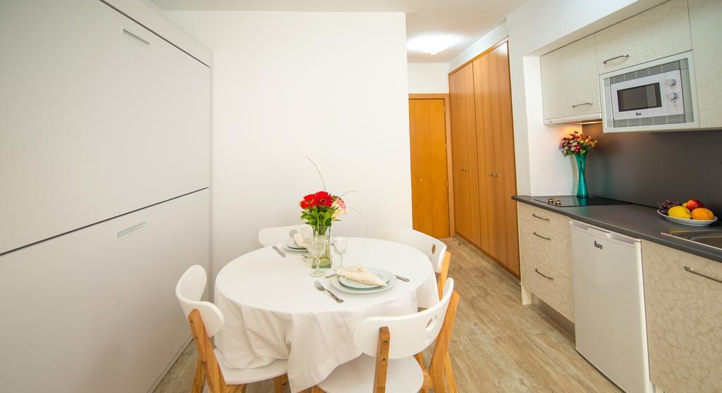 Ona Internacional Apartments Кембрилс Стая снимка